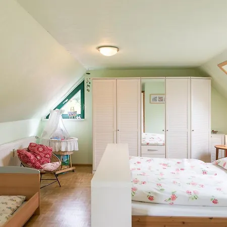 Loewenzahn Mit Holu By Interhome *