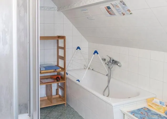 Holiday home Loewenzahn Mit Holu By Interhome